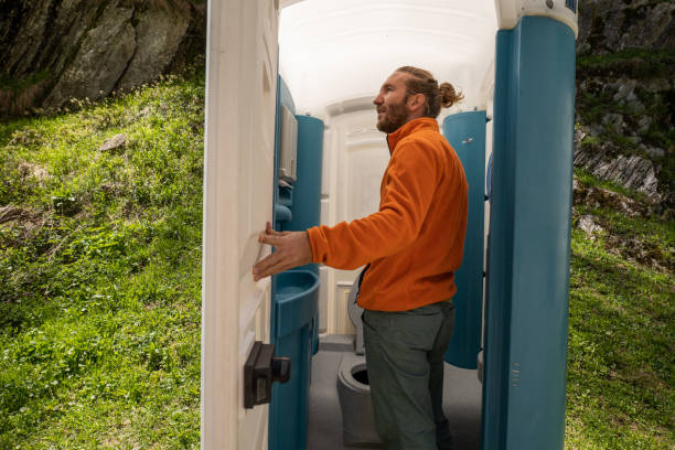 Best Porta potty delivery and setup  in Junction City, KS